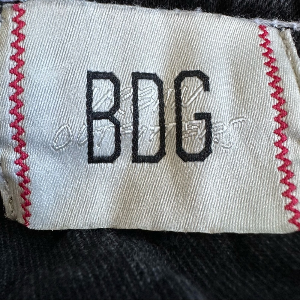 BDG Tapered Moto women’s Jean - Picture 9 of 12